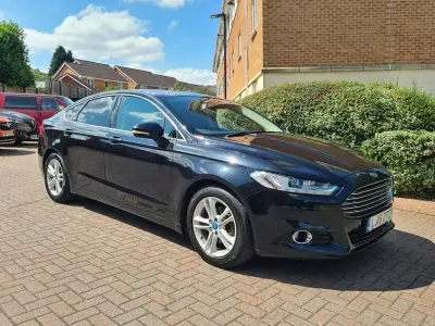 Used Ford Mondeo Titanium 180 HP (132 kW) 2015 Black Hatchback