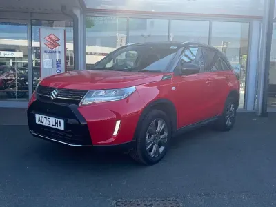 Second-hand Suzuki Vitara 2025 Roșu SUV