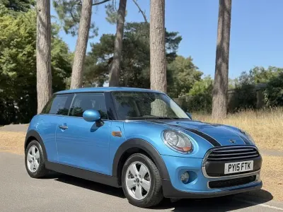 Used Mini ONE Hatch 102 HP (75 kW) 2015 Blue Hatchback