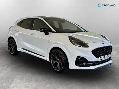 Begagnad Ford Puma ST 170 HK (125 kW) 2023 Vit SUV