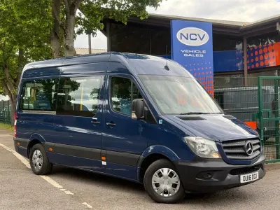 Begagnad Mercedes Sprinter 2016 Blå Van