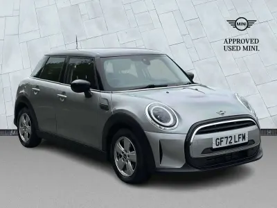 Used Mini Cooper Classic 134 HP (98 kW) 2022 Silver Hatchback