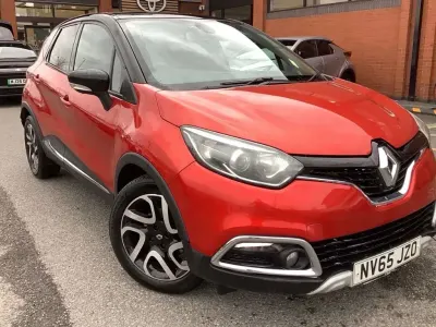 Used Renault Captur Signature 2015 Red SUV