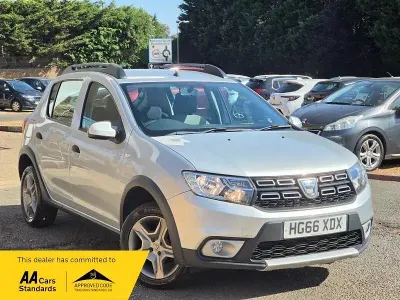 Used Dacia Sandero Lauréate 2017 Silver Hatchback