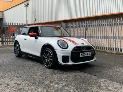 Used Mini Cooper S Hatch 201 HP (147 kW) 2024 White Hatchback