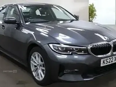 Usado BMW 318 2022 Gris Berlina