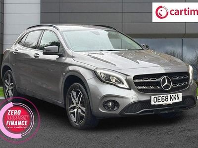 Usado Mercedes GLA180 Urban 122 HP (89 kW) 2019 Cinzento SUV