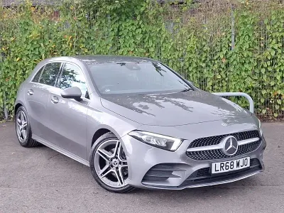 Käytetty Mercedes A200 AMG line 163 HP (119 kW) 2018 Harmaa Viistoperä