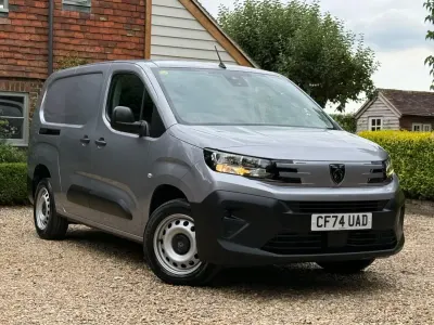 Used Peugeot Partner 131 HP (96 kW) 2024 Grey MPV