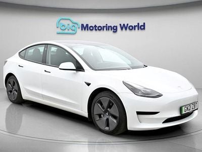 Used Tesla Model 3 Standard Range 180 kW (245 HP) 2021 White Sedan