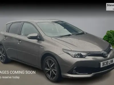 Used Toyota Auris Hybrid
