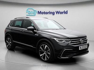 Używany VW Tiguan R-line 150 KM (110 kW) 2023 Czarny SUV