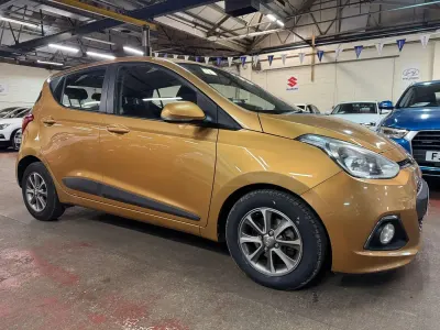 Gebraucht Hyundai i10 Premium 87 PS (63 kW) 2014 Orange Kleinwagen