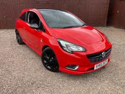Used Vauxhall Corsa Edition 90 HP (66 kW) 2015 Red Hatchback