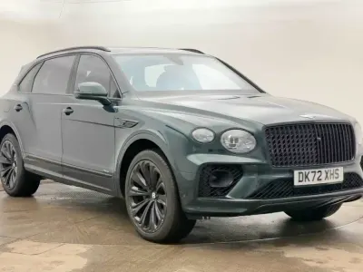 Used Bentley Bentayga 541 HP (397 kW) 2022 Green SUV
