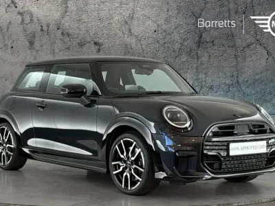 Begagnad Mini Cooper Hatch 113 kW (154 HK) 2025 Grå Halvkombi