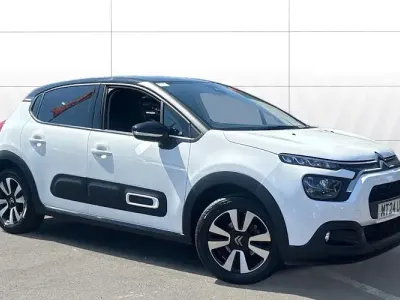 Used Citroën C3 PureTech 83 HP (61 kW) 2024 White Hatchback