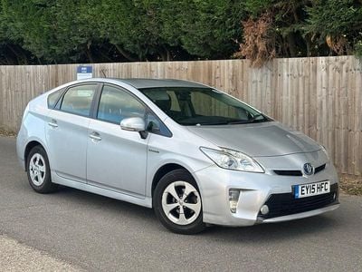 Used Toyota Prius T3 2015 Silver Hatchback