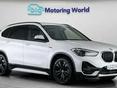 Gebraucht BMW X1 Sport Line 221 PS (162 kW) 2022 Weiß SUV
