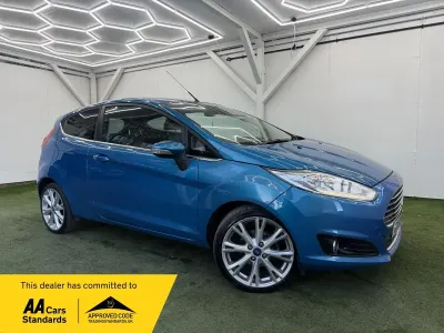 Usado Ford Fiesta Titanium X 125 HP (91 kW) 2013 Azul Citadino