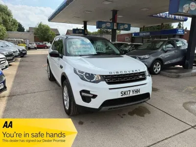 Used Land Rover Discovery Sport SE 177 HP (130 kW) 2017 White SUV