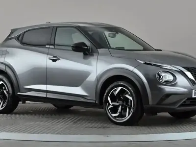 Used Nissan Juke N-Connecta 114 HP (83 kW) 2023 Grey SUV