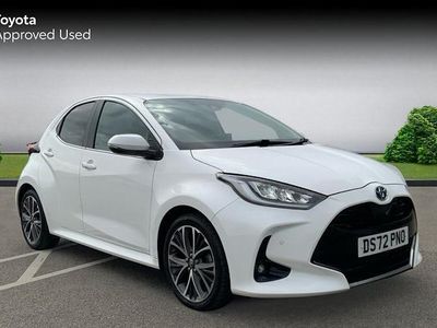 Used Toyota Yaris Hybrid 116 HP (85 kW) 2023 White Hatchback
