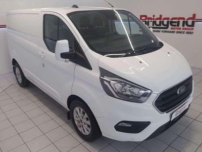 Begagnad Ford Transit Custom Limited 130 HK (95 kW) 2022 Vit Van
