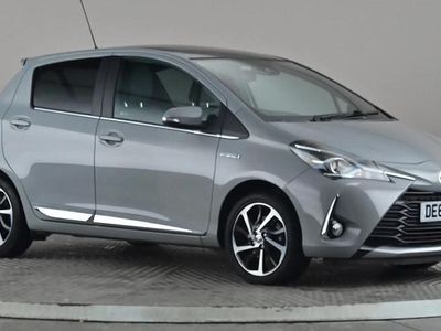 Used Toyota Yaris Hybrid 100 HP (73 kW) 2019 Grey Hatchback
