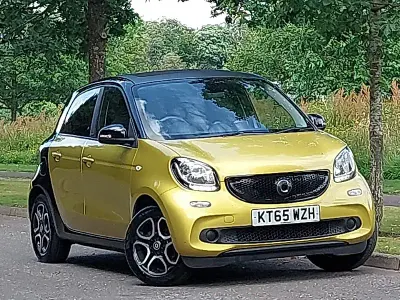 Used Smart ForFour Premium 90 HP (66 kW) 2016 Yellow Hatchback