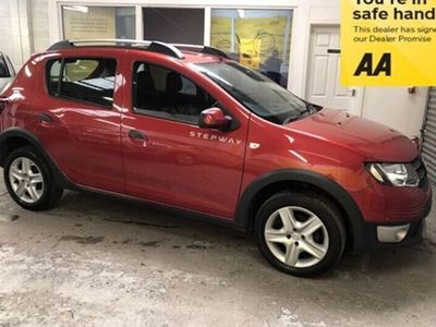 used Dacia Sandero Stepway (2015/65)0.9 TCe Laureate (Start Stop) 5d