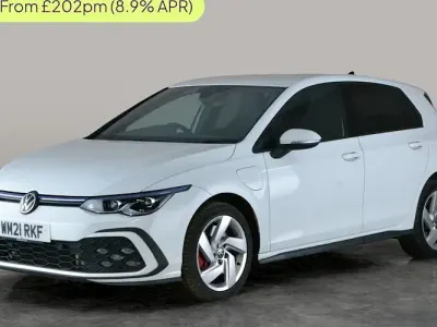 Käytetty VW Golf VIII GTE 245 HP (180 kW) 2024 Viistoperä