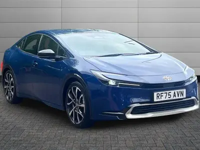 Usado Toyota Prius 223 HP (164 kW) 2025 Lunar shadow Citadino