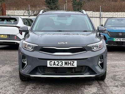 Used Kia Stonic 99 HP (72 kW) 2023 Grey SUV