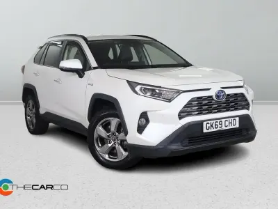 Used Toyota RAV4 2019 White SUV