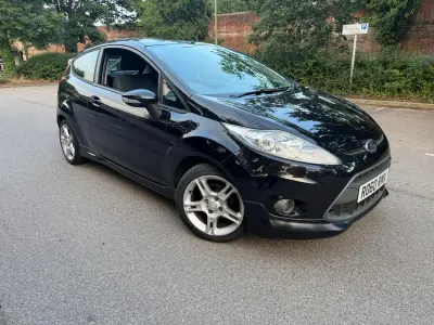 Used Ford Fiesta Zetec 95 HP (69 kW) 2011 Black Hatchback