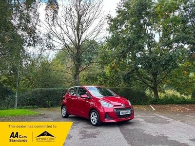 Used Hyundai i10 SE 87 HP (63 kW) 2019 Red Hatchback