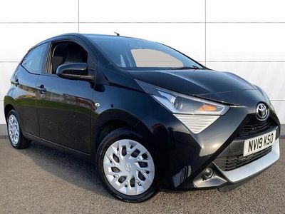 Used Toyota Aygo X-play 72 HP (52 kW) 2019 Black Hatchback