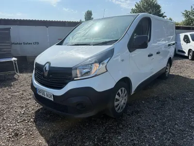 Used Renault Trafic Business 2016 White MPV