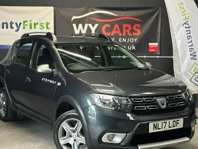 Used Dacia Sandero Lauréate 90 HP (66 kW) 2017 Grey Hatchback