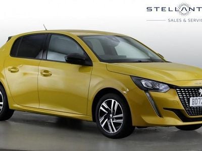 Used Peugeot 208 Allure+ 102 HP (75 kW) 2022 Yellow Hatchback