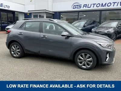 Used Kia Stonic Play 100 HP (73 kW) 2021 Grey SUV