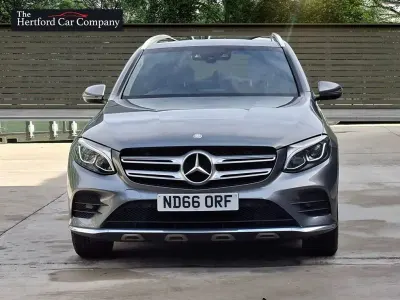 Usado Mercedes GLC220 AMG line 170 HP (125 kW) 2017 Cinzento SUV