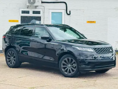 Käytetty Land Rover Range Rover Velar 2017 Musta Katumaasturi