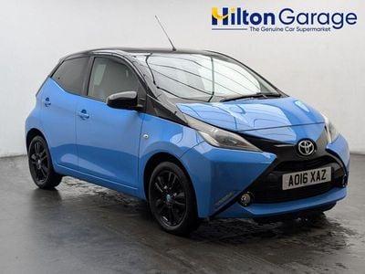 Used Toyota Aygo X-cite 69 HP (50 kW) 2016 Blue Hatchback