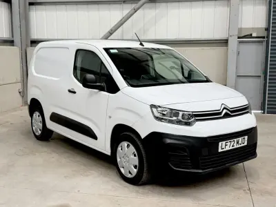 Used Citroën Berlingo 100 HP (73 kW) 2023 White MPV