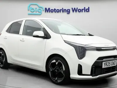 Begagnad Kia Picanto 63 HK (46 kW) 2024 Vit Halvkombi
