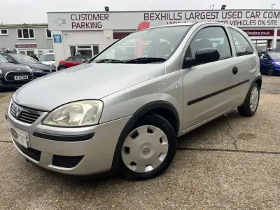 Used Vauxhall Corsa 60 HP (44 kW) 2004 Silver Hatchback