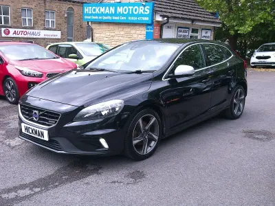 Used Volvo V40 R-Design 115 HP (84 kW) 2014 Black Hatchback