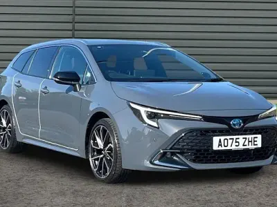 Used Toyota Corolla 178 HP (130 kW) 2026 Grey Estate